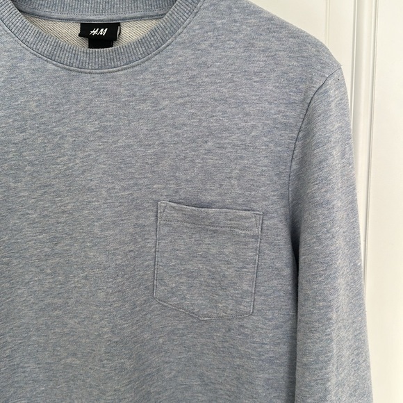Light Blue Crewneck Sweater with Pocket - Picture 3 of 4